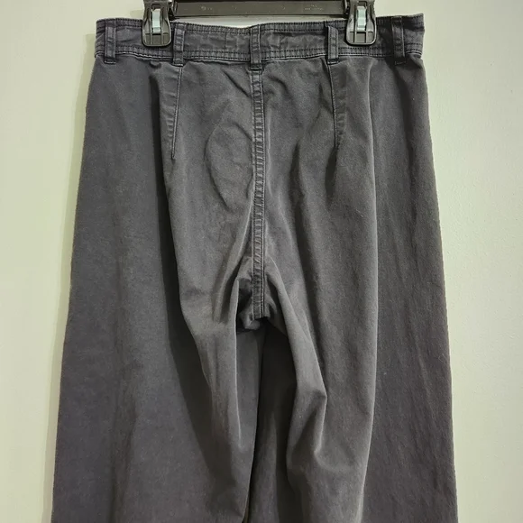 SOLD 🌟 Everlane Black The Lightweight Wide-Leg Crop Chino Pants Size 0 - Picture 9 of 16